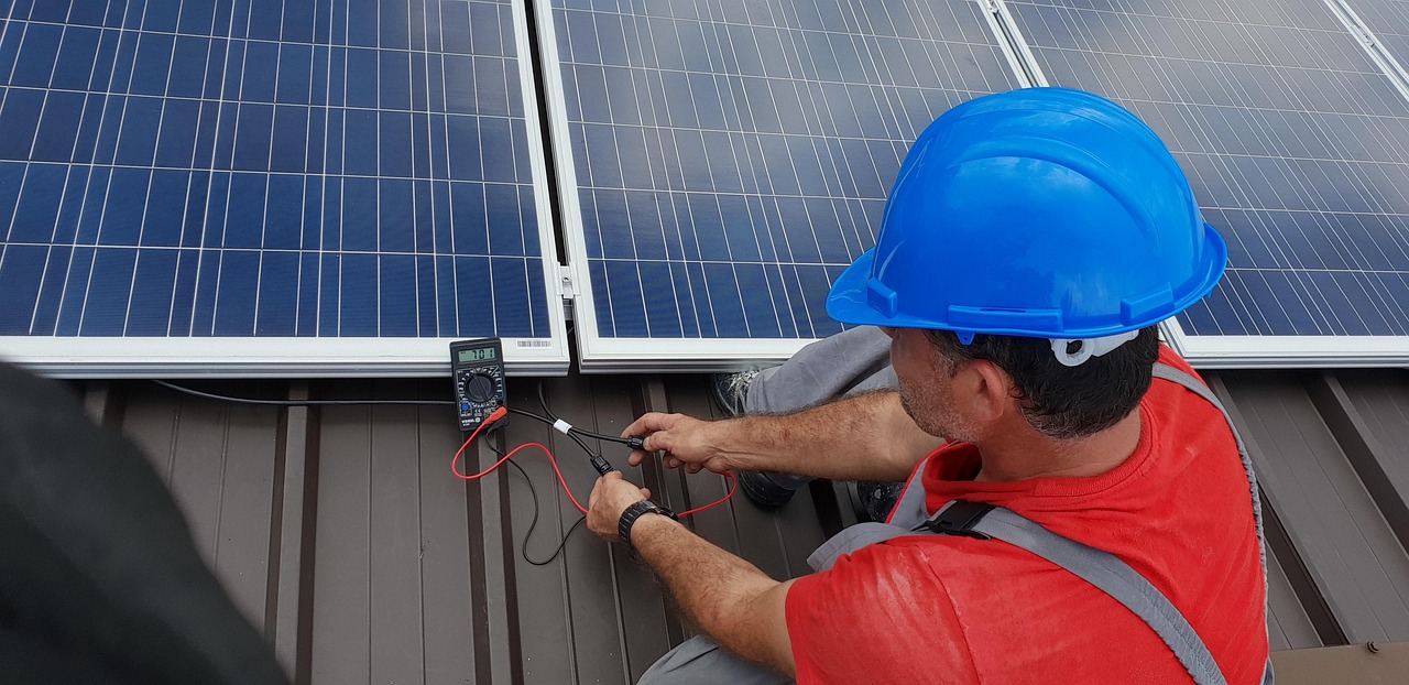 Premium solar power systems featuring advanced installation technology